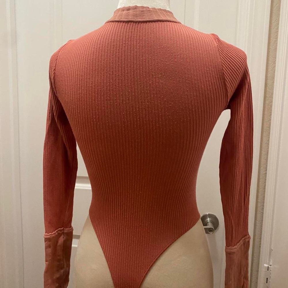 Chic Body Suit - Picture 4 of 4
